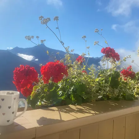 Johanna In Mayrhofen-hippach- Naehe Der Skipiste Nyaraló *